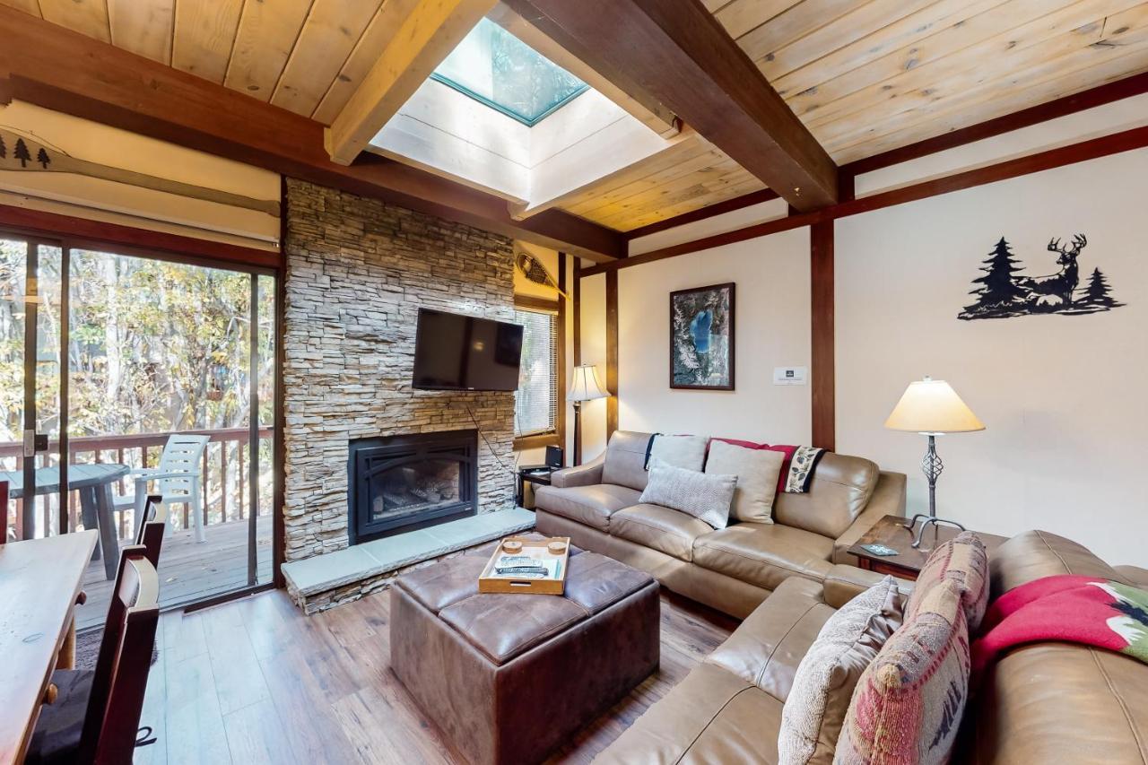 Creekside Retreat & Sierra Townhome Инклайн-Виллидж Номер фото